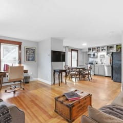 Craftsman Cozy Top Flr 1 Bed1- 1 Ba Private Porch
