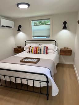 Sunapee Getaway With Lake Sunapee Deeded Lake Access - Image 3
