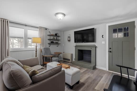 31 Water St #5