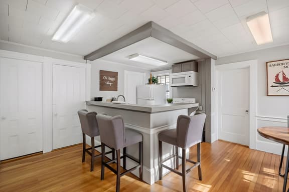 21A Portsmouth  Ave