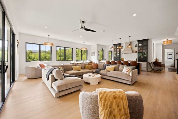 70 Greystone - Le Grand Maison